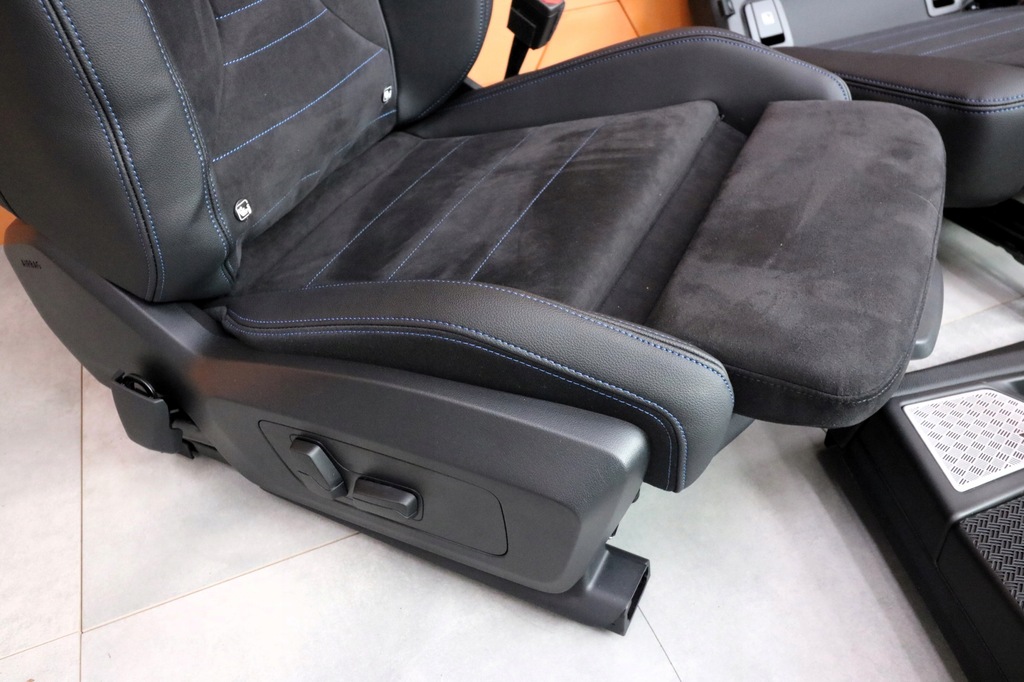 фото №11, Bmw x1 u11 салон сиденья с подогревом память harman m-pakiet alcantara