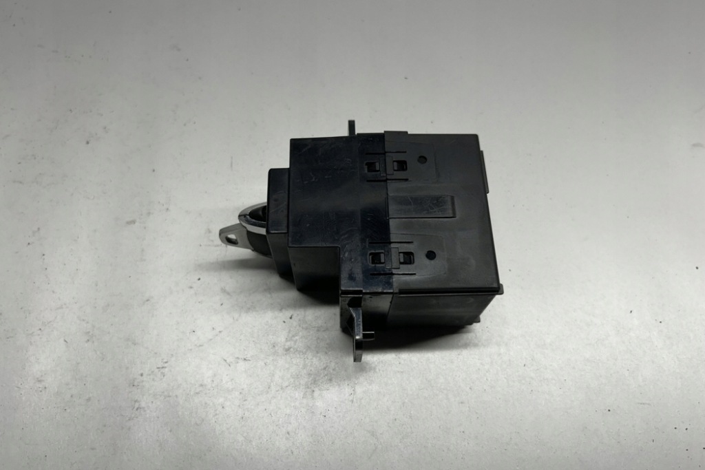 фото №8, Замок запалювання jaguar xf x250 6w8311572ak 3.0l дизель 177kw 2010