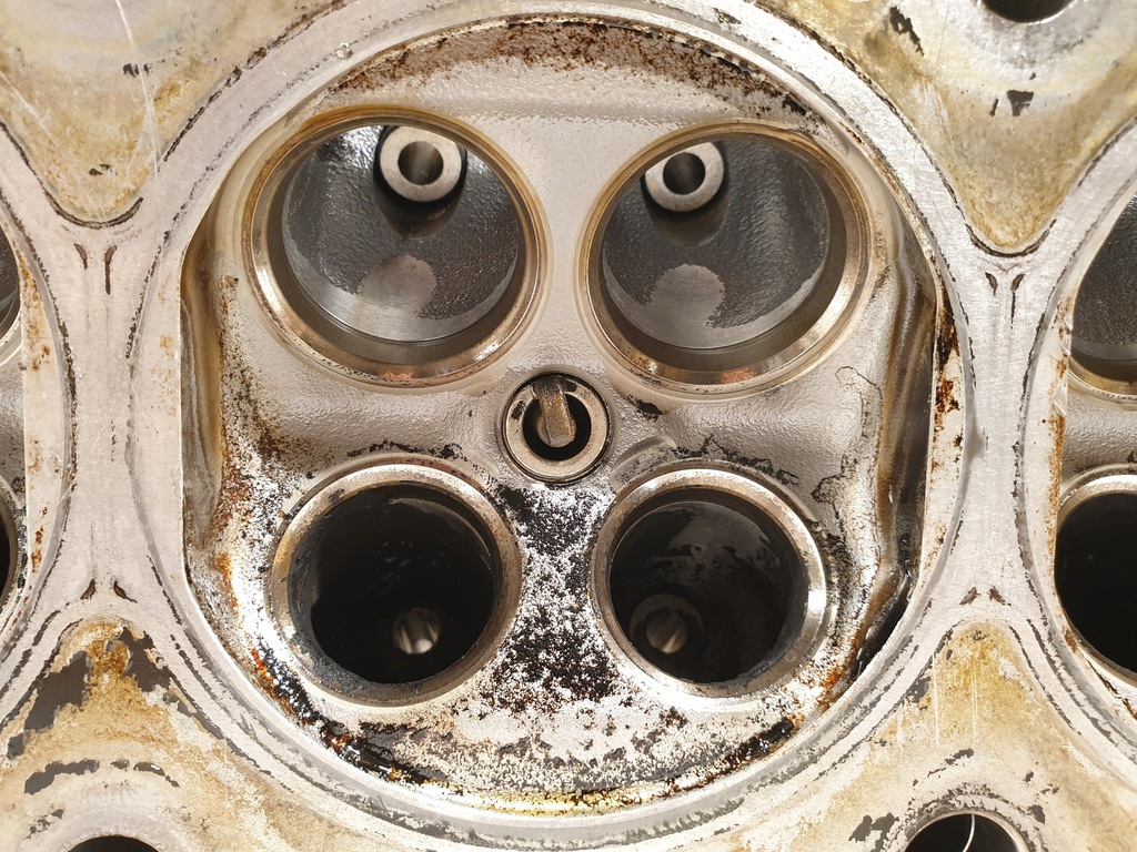 фото №10, Volvo s60 v70 xc70 xc90 головка оригинальный номер 1001837