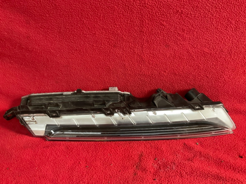 Противотуманная фара led drl правый porsche cayenne 9y0941182b оригинал с Разборки