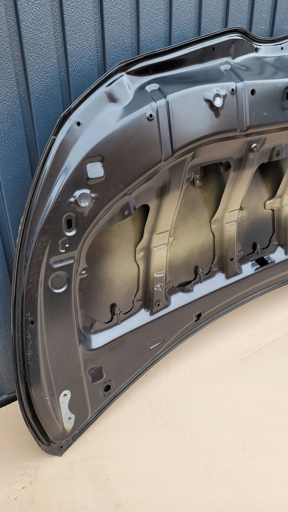 фото №11, Toyota verso 09- капот крышка двигателя