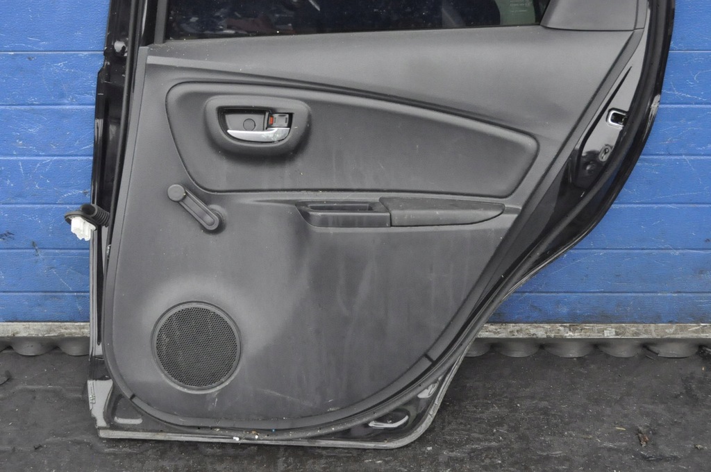 фото №9, Toyota yaris iii дверь правый правое задняя задние