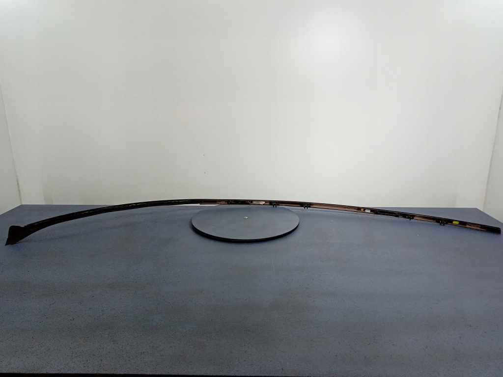 фото №4, Mercedes e w212 sedan молдинг кровельная левая 040