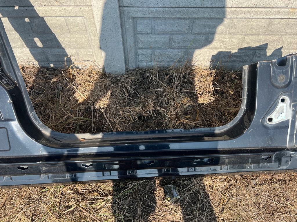 фото №5, Порог правый mercedes w204 обшивка блок двигателя