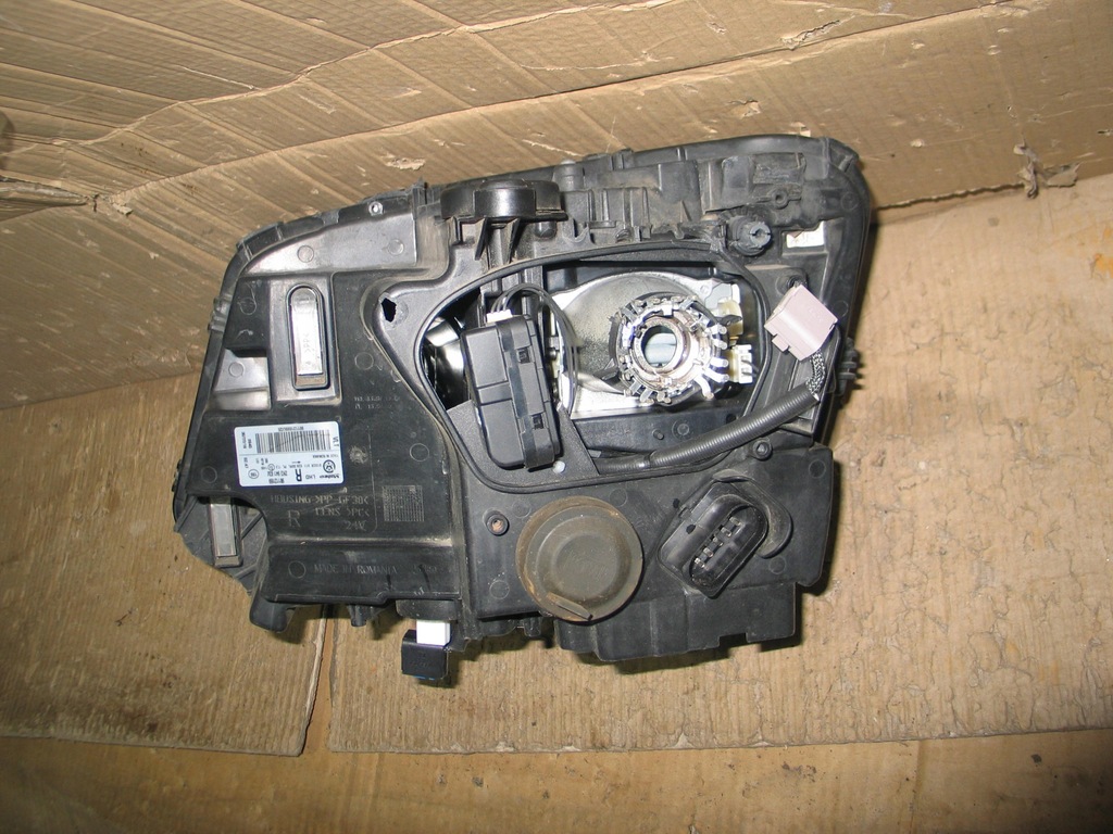 фото №11, Лампа перед ксенон vw amarok 2h3941032 europa