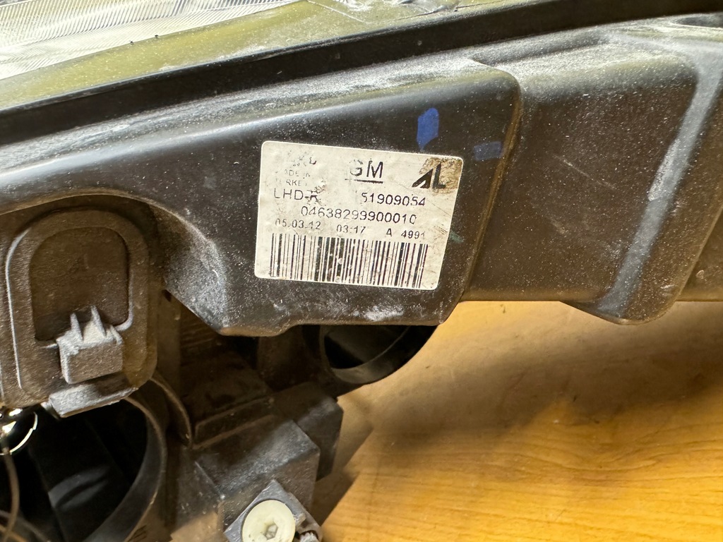 фото №6, Лампа передняя правая левая opel combo комплект eu cała ładna