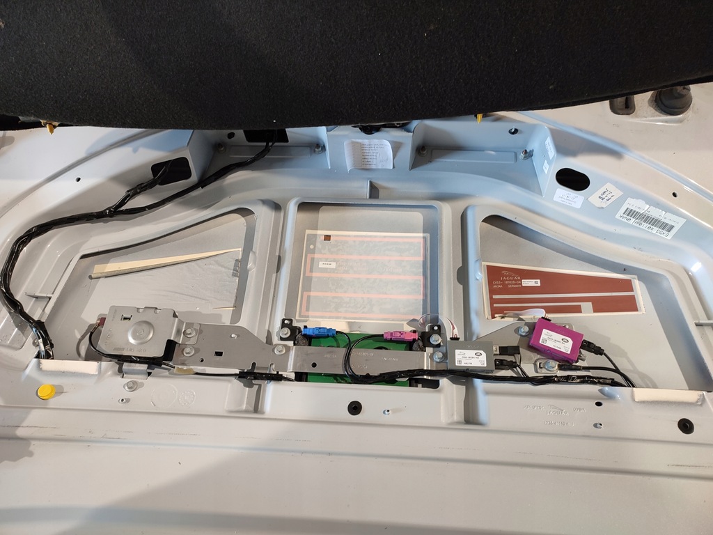 фото №7, Jaguar f-type cabrio кришка багажника багажника