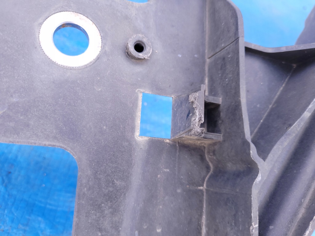 Audi q7 1 4l | усилитель передний ремень перед передний 4l0805594a Киев