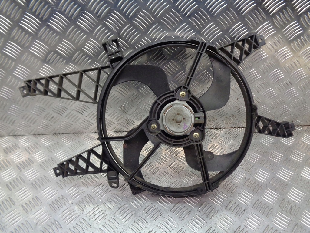 фото №3, Renault оригинальный номер 8200525987 вентилятор радиатора