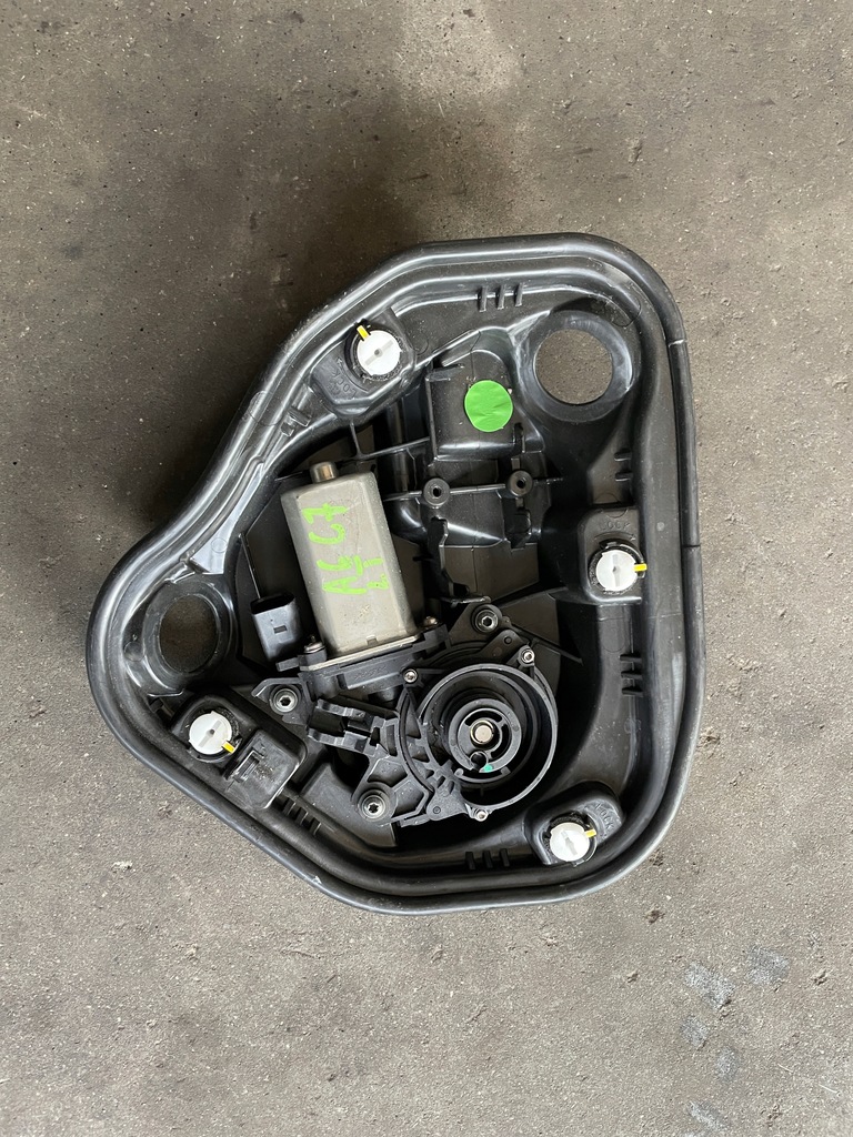 фото №1, Audi a6 c7 замок двері лівий задній доводчик