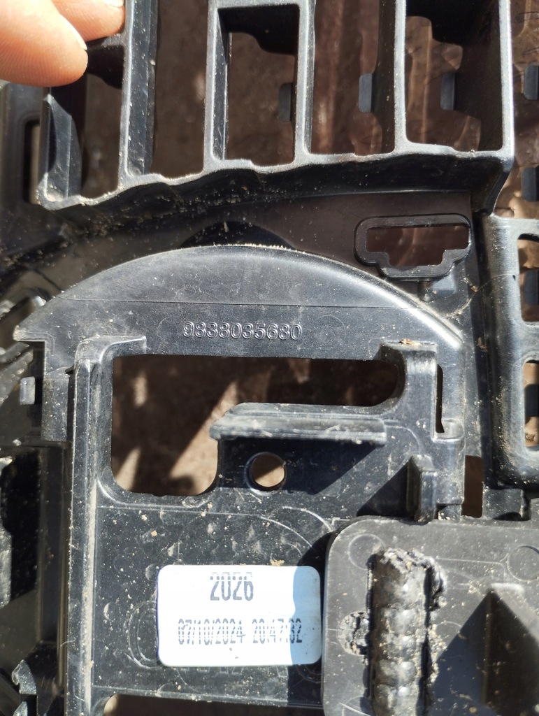 фото №9, Решітка радіатора решітка радіатора peugeot 308 iii 3 t10 gt 2021-^ 9838035680