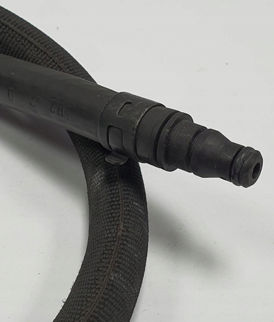 Пабтрубок  трубка воды mercedes sl 55 r230 amg 2305010525 Доставка