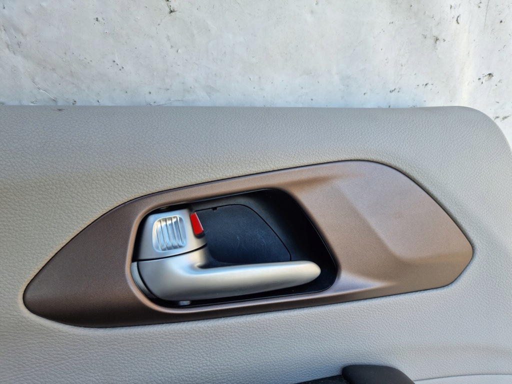 фото №7, Chrysler pacifica 3.6 обшивка дверь левый перед водителя 18r