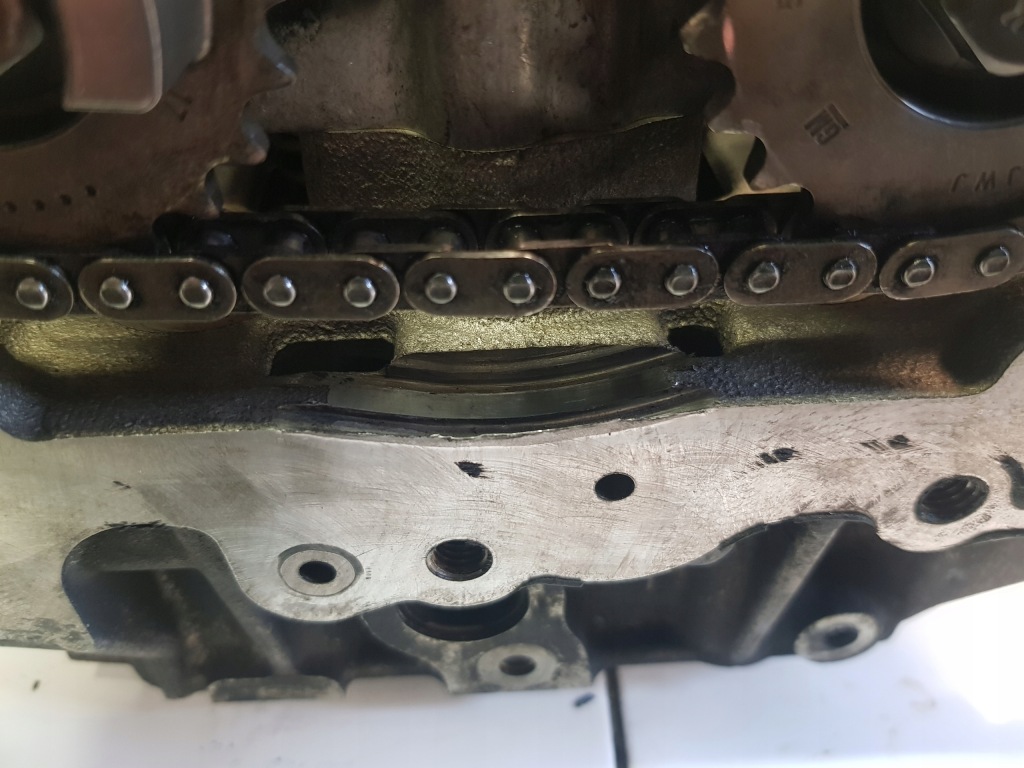 Opel zafira b 2.0cdti b20dth головка комплектная 55599663 с Разборки