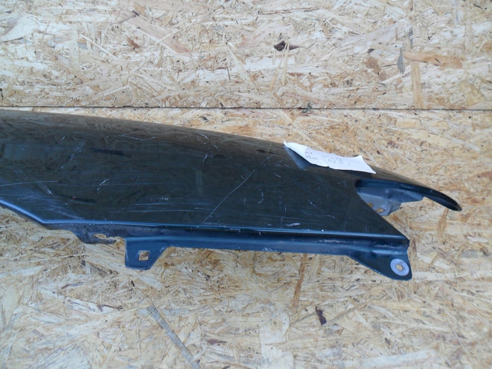 Купити Mazda 626 gf/gw 1998- крило правий