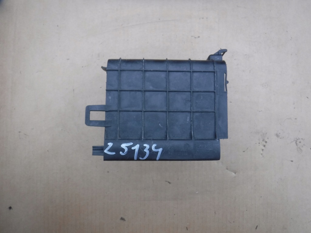 Купить Корпус аккумулятор vw audi 1k0915336