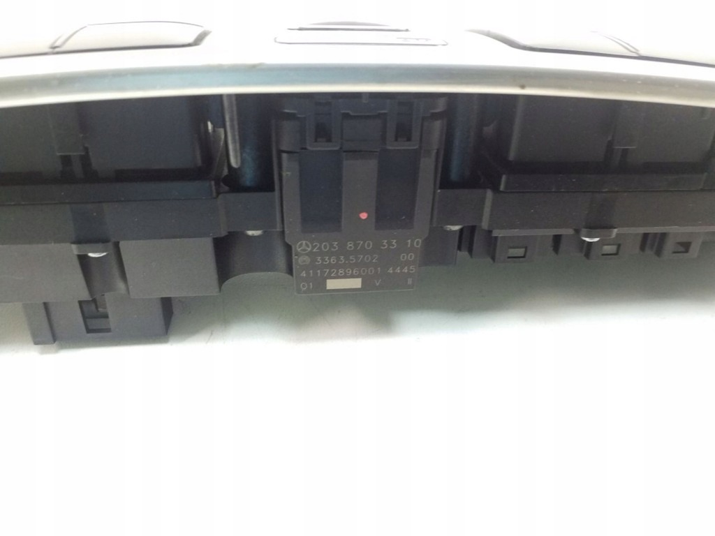 фото №6, Mercedes-benz c w203 2005 панелі керування, перемикачі