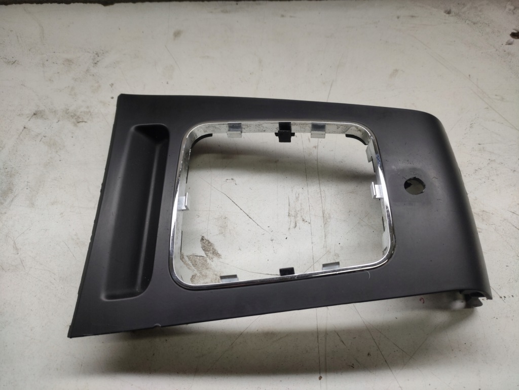 фото №1, Рамка рычаг переключения передач  переключения передач opel zafira b 13162583