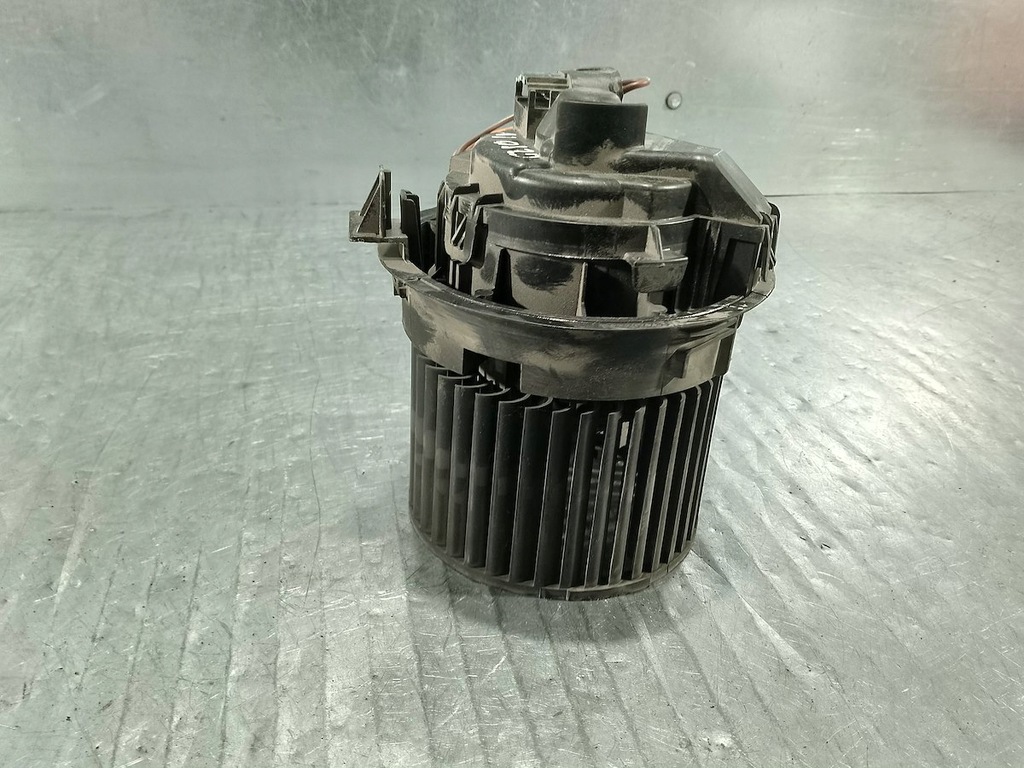 фото №4, Вентилятор обдув, воздуходувка renault clio iv t1029527h 1.5 dci