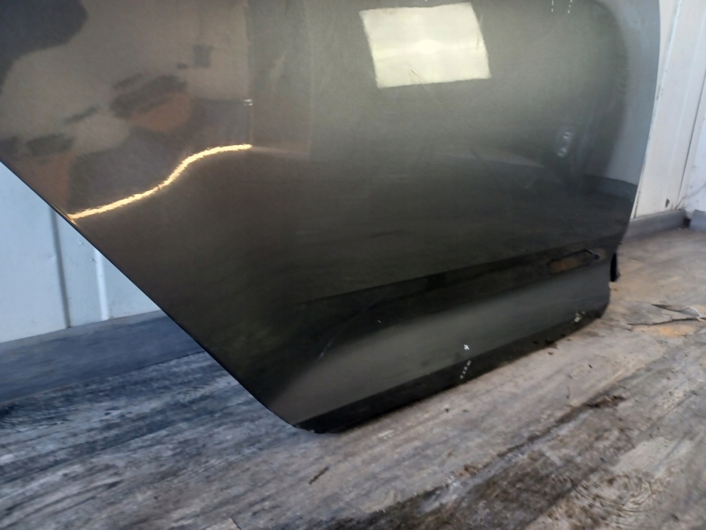 Дверь --- audi a4 b9 седан дорестайлинг  2015-2019 -- задняя правое  -- коплектная Доставка