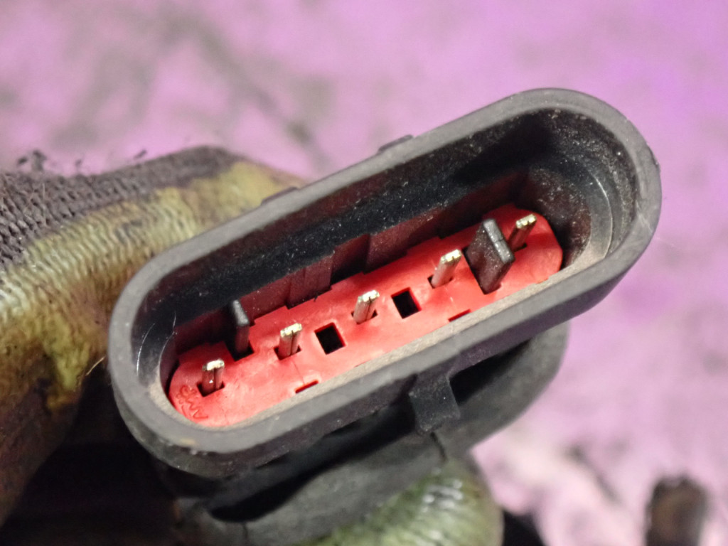 Fiat linea 06-12 1.4 77km молдинг впрыскная cb261 iwp160 с Разборки