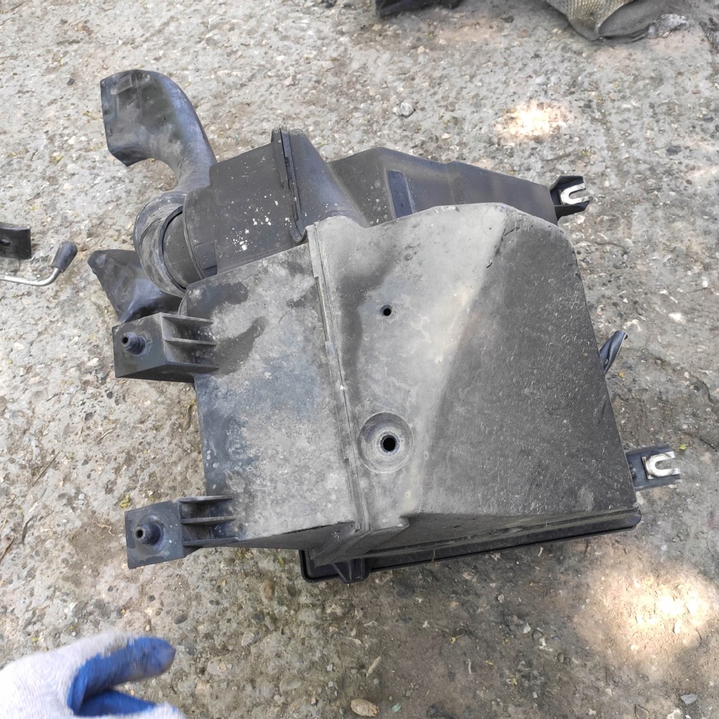 фото №6, Корпус фільтра повітря audi a8 2.5 tdi 98r