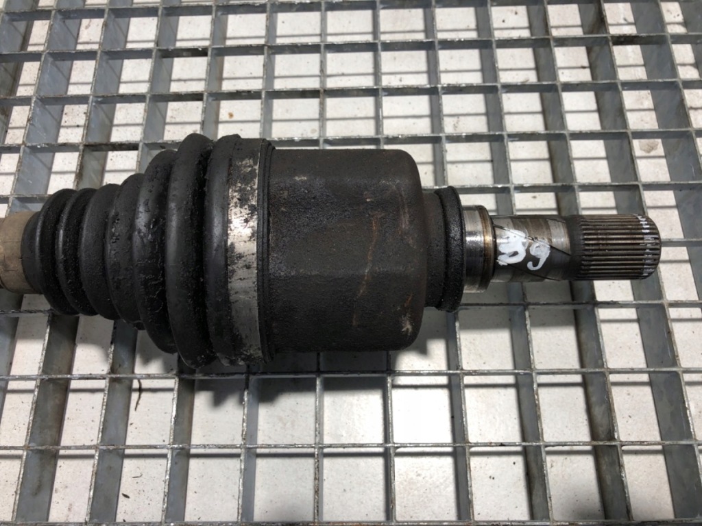 Приводной вал левое  перед renault master 3 2.3 163km шрус Цена