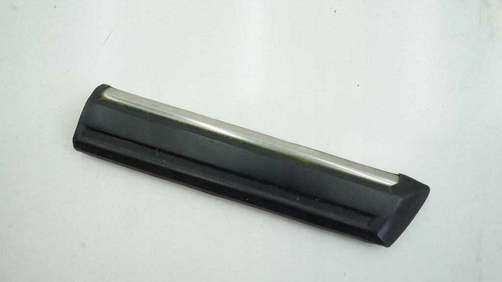 фото №1, Volvo 760 960 молдинг крыла правый перед хром