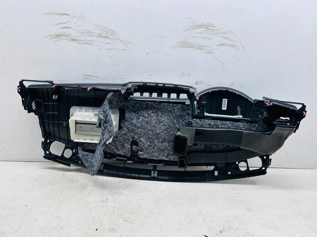 фото №7, Avensis t27 lift t29 приборная панель приборная консоль anglik uk