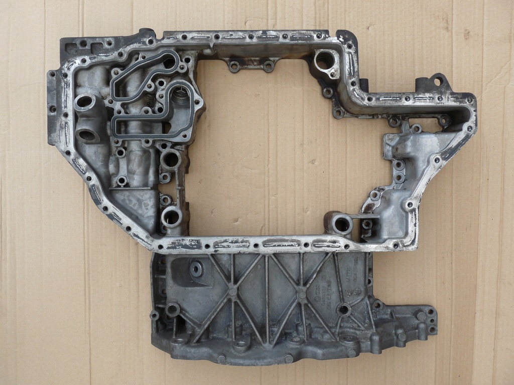 фото №6, Audi a8 d3 4.2 bvj поддон масляная 079103603cp