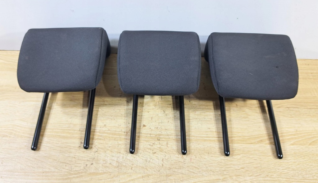 фото №1, Renault clio iv 4 2012+ 5d hb підголівник підголівники задня задні комплект $