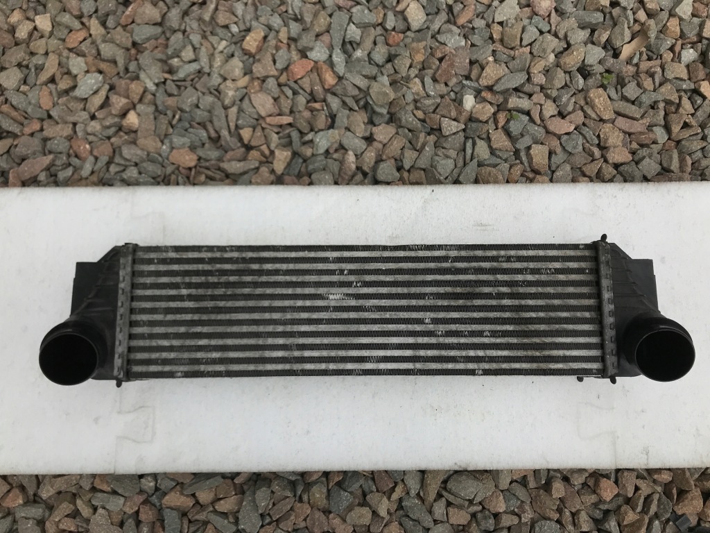 фото №1, Bmw 5 f10 f07 f01 f02 радіатор повітря 11-