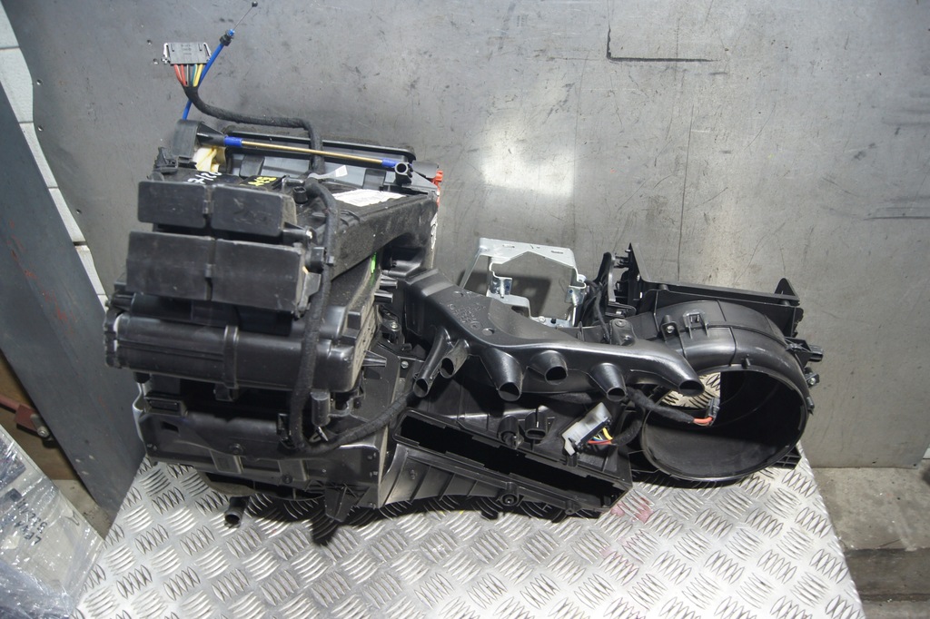 фото №9, Обігрівач vw caddy iii 1t1819003