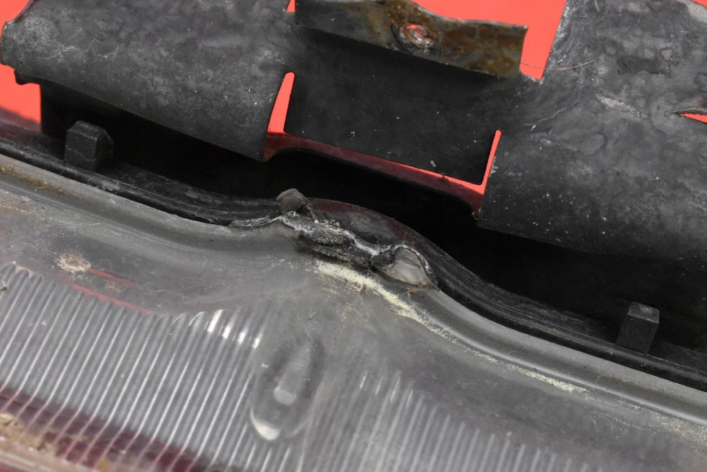 фото №16, Решётка радиатора решётка радиатора 71120-smg-e016-m1 honda civic 8 viii 05-08