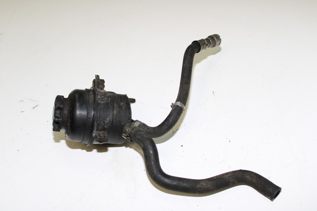 Bmw e90 320d n47 бак бачок підсилювача шланг 6796345 Київ