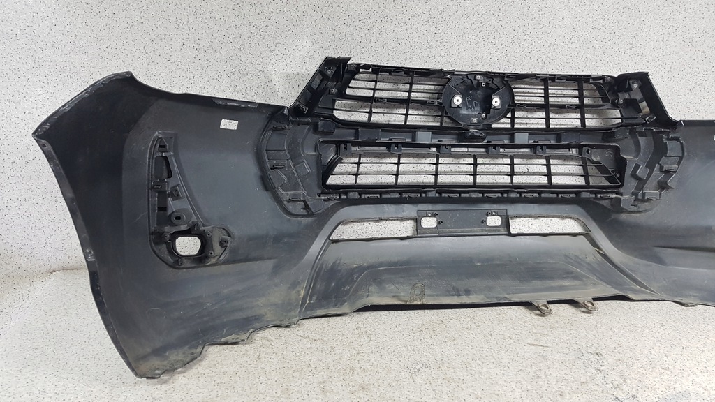 фото №9, Toyota hilux 2021 - бампер перед 2333