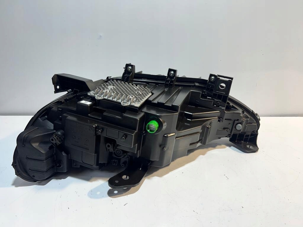 Alfa romeo stelvio рестайлінг  full led фара правий Ціна