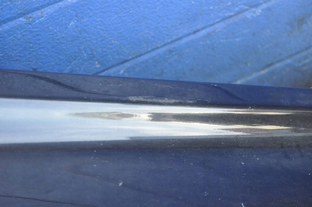 фото №10, Volvo c30 крыло правый перед передний молдинг