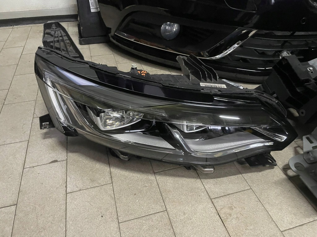 фото №10, Перед бампер лампы капот крылья renault talisman tegng состояние w цвет