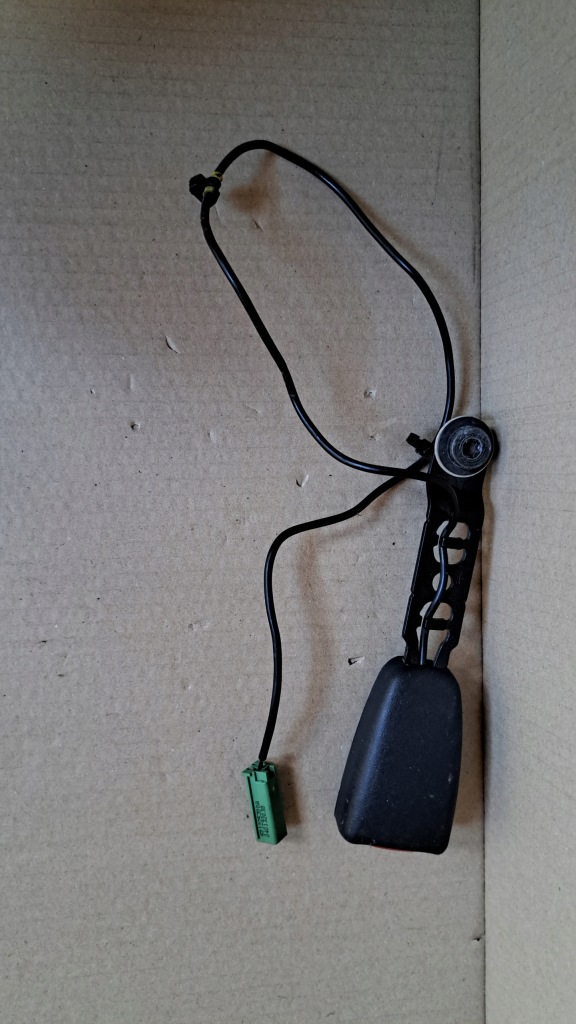 фото №1, Клипса поперечина перед левый volvo v50 s40 ii