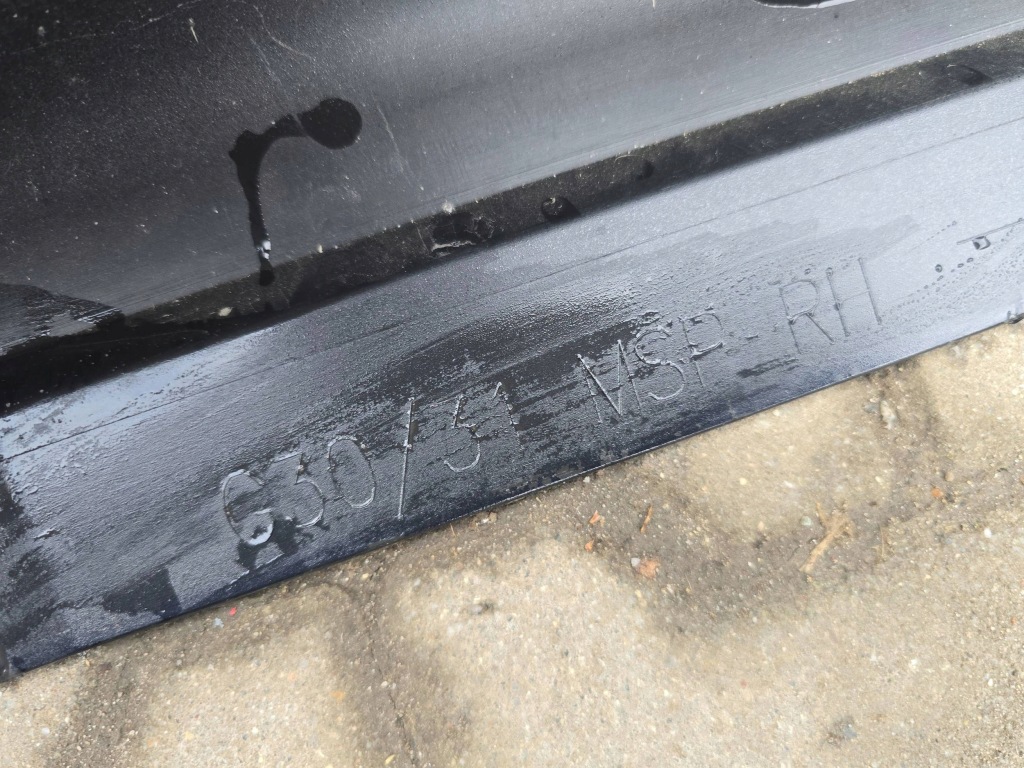 Накладка поріг поріг правий bmw 5 g30 g31 m набір 8064744 Зі Шроту