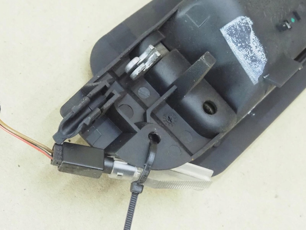 фото №16, Audi a8 d2 99-03 ручка wew левый задняя подсвеченная