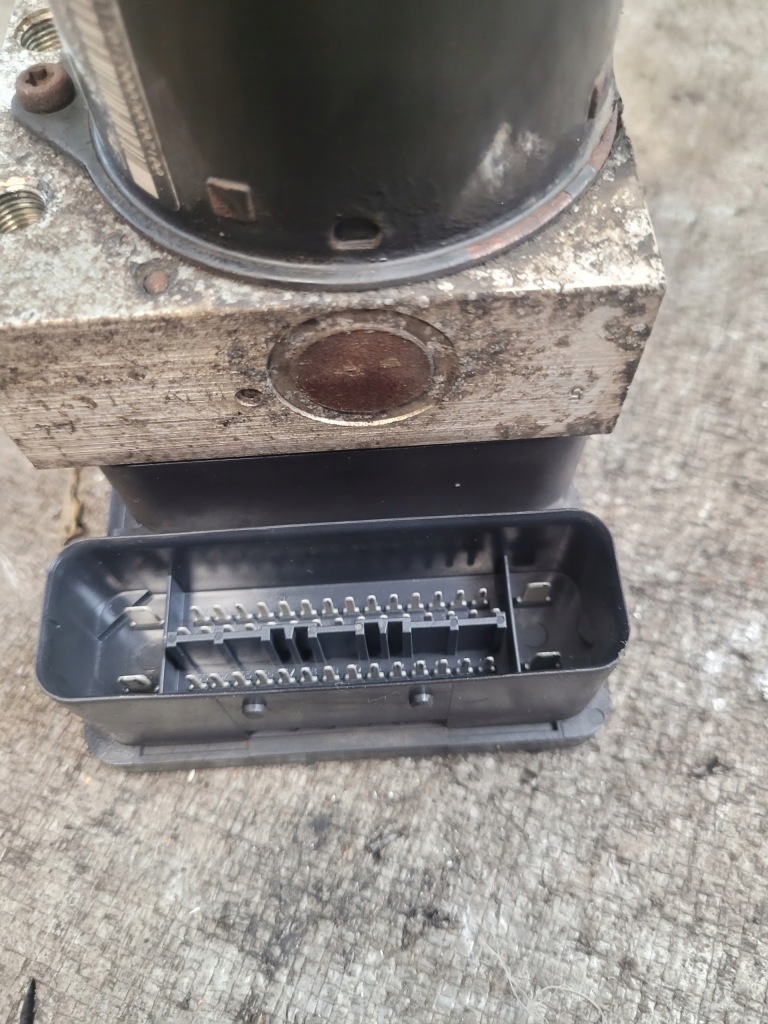 фото №7, Насос abs оригинальный номер 1c0907379d seat leon 01r. 1.9tdi