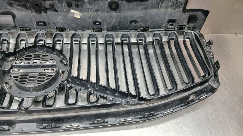 фото №15, Решётка радиатора решётка радиатора решётка радиатора оригинальный номер 31479497 volvo xc60 ii 17-25r