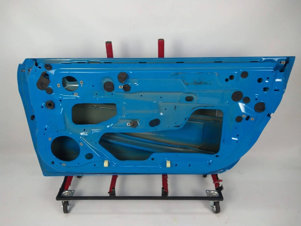 Купить Ford mustang vi gt дверь правое  пассажира 2015+