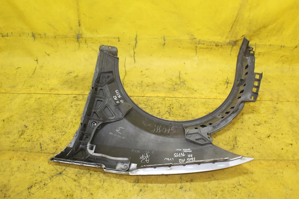 фото №10, Крила правий перед передній audi a2 ly7w