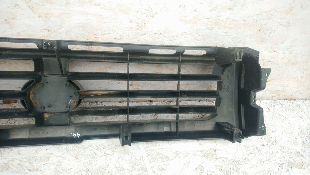 фото №8, Решётка радиатора решётка радиатора logo toyota hilux 1993-1998