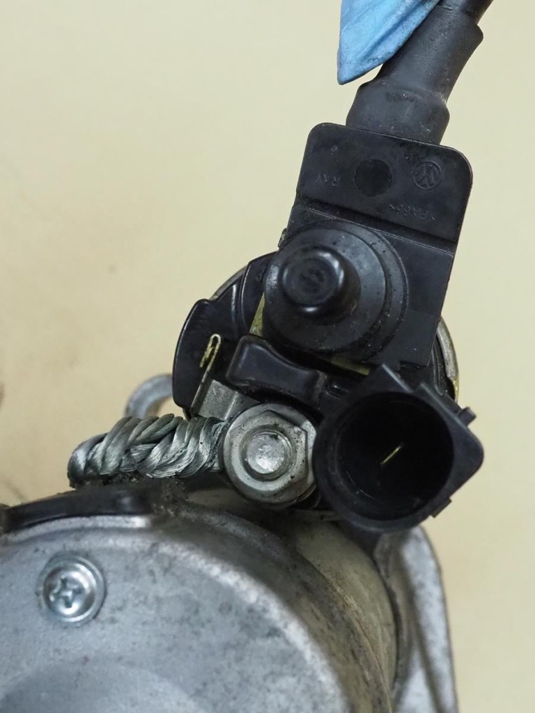 Купити Стартер vw ag 0am911024a