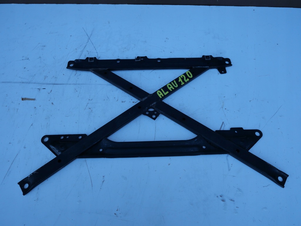 фото №1, Кронштейн подвеска audi a4 b8 8k1399345e