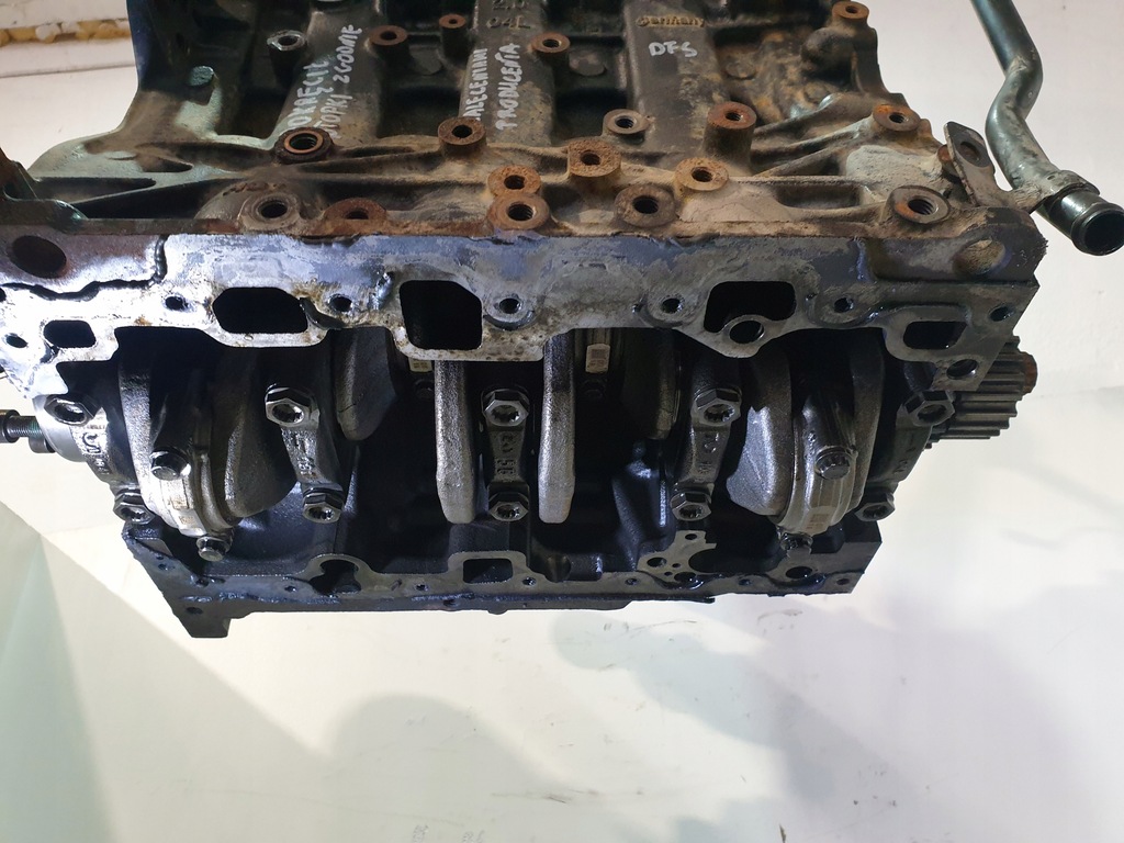 фото №13, Dół двигуна блок wał поршні 04l023c vw audi skoda 2.0 tdi dfs